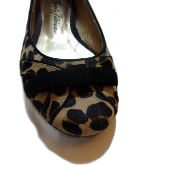 Beverly Feldman Animal Print Ballet Flats Slip On Shoes Size 7 - Picture 2 of 5
